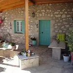 Manolis House Lefkada City